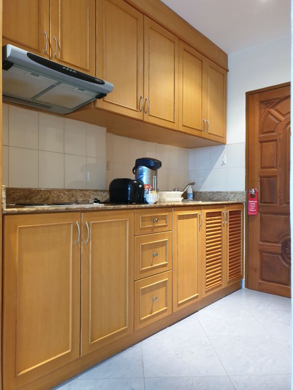 15-700-room-05