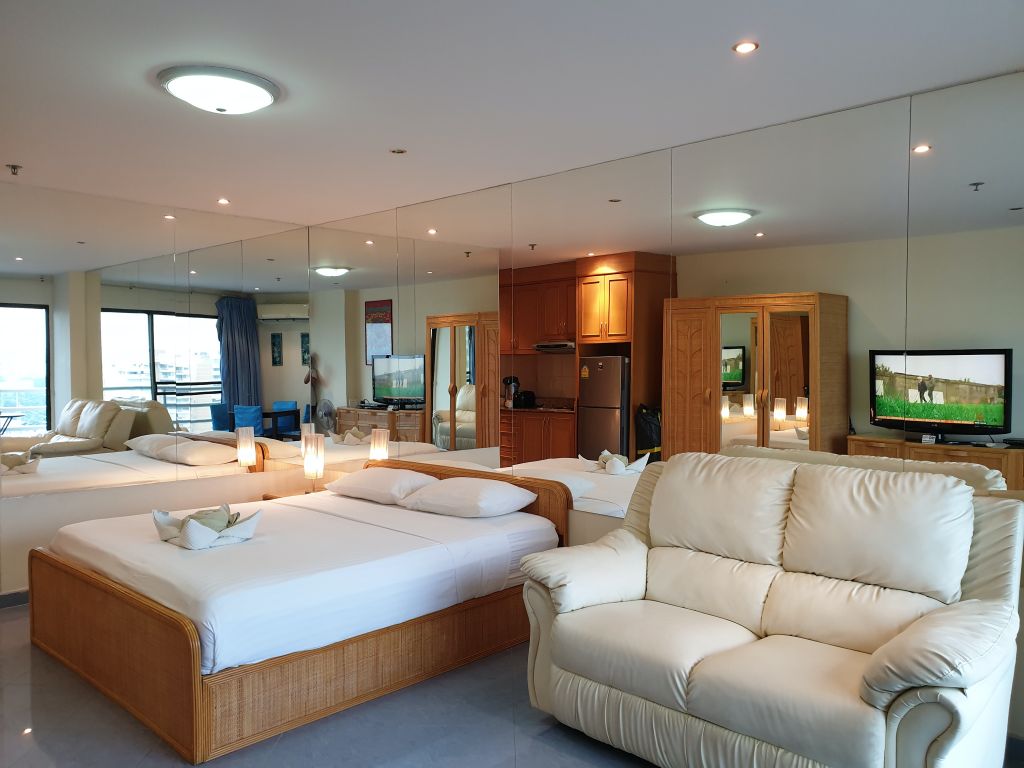 15-700-room-15