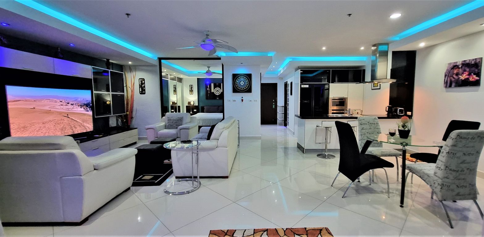 768_Cover Shot Full Condo 2