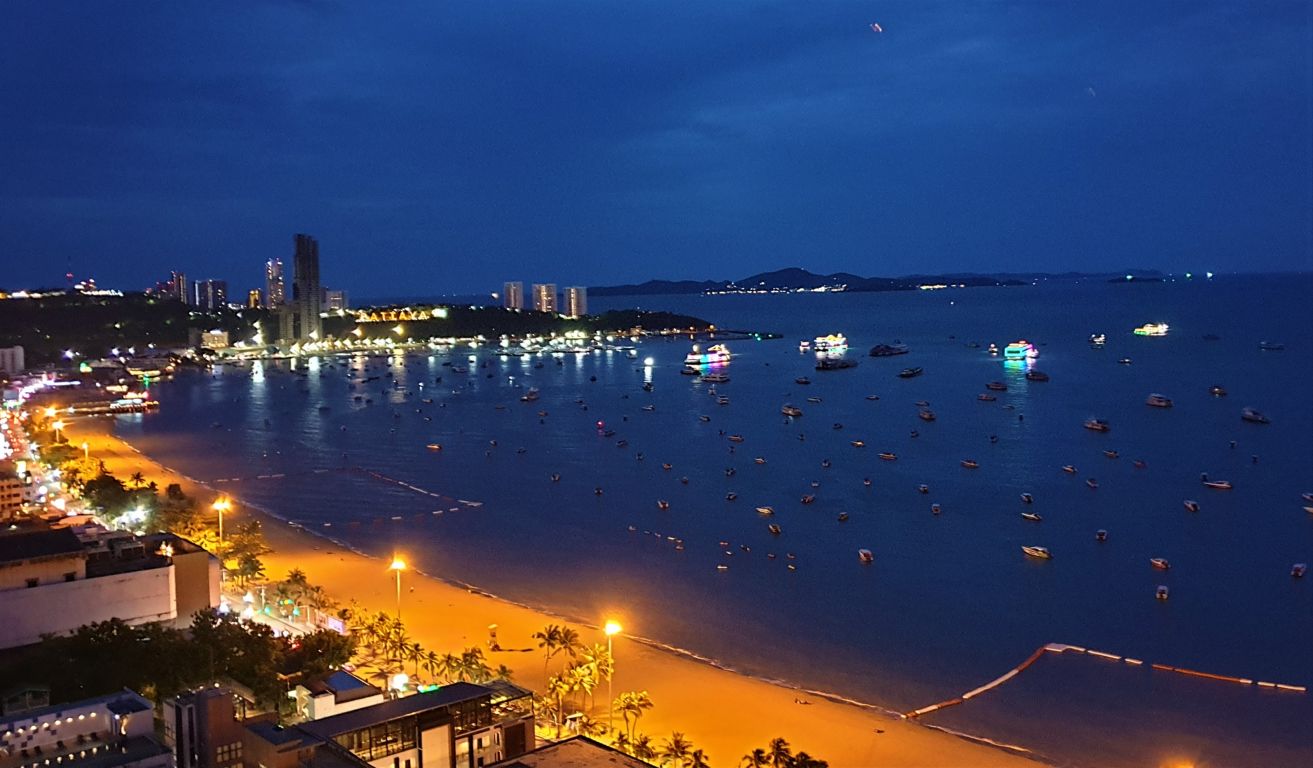 768_Pattaya Cove Night View