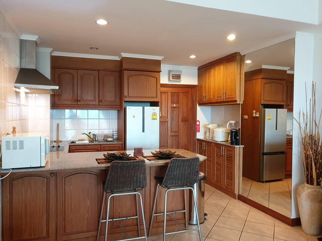 room-11-527-jacuzzi-suite-4