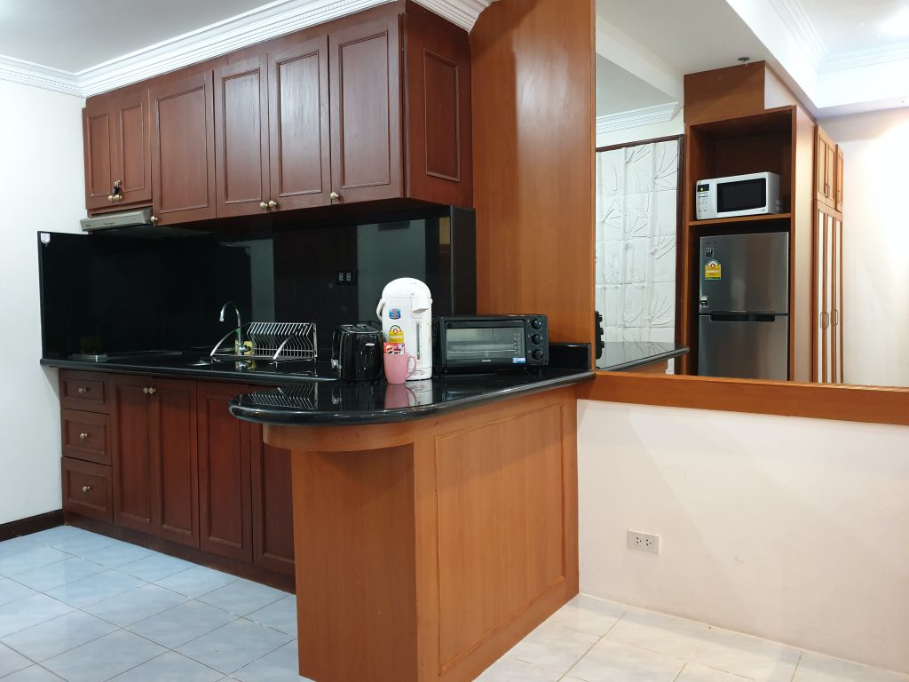 room-18-840-top-floor-sea-view-04
